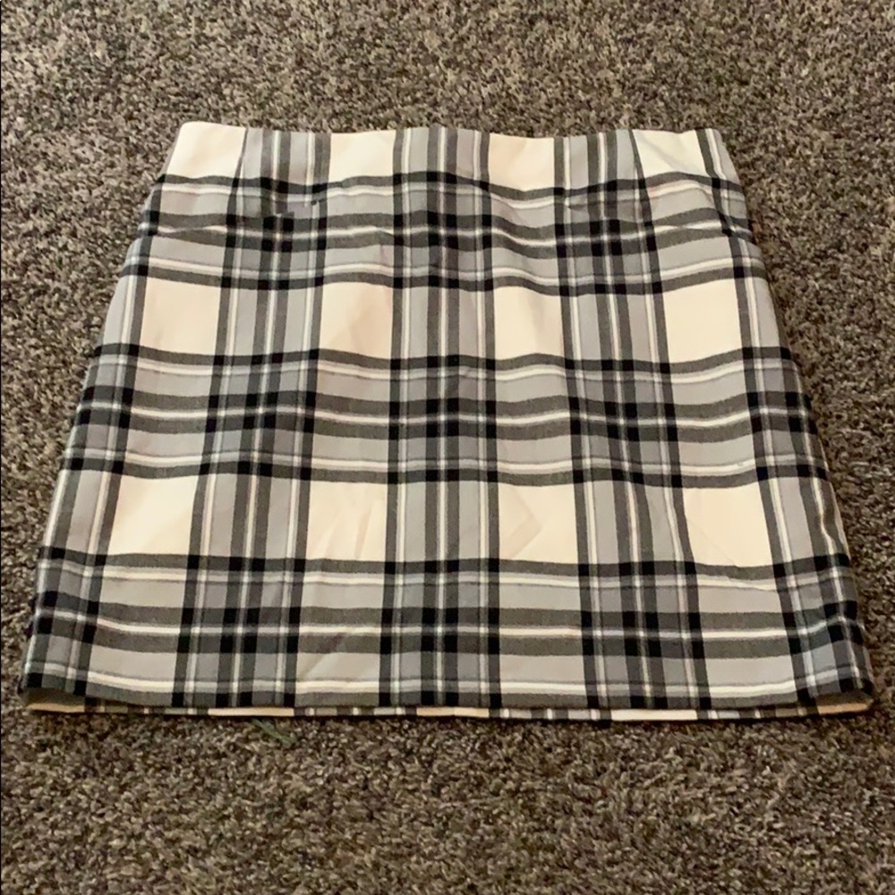 Plaid mini pencil skirt